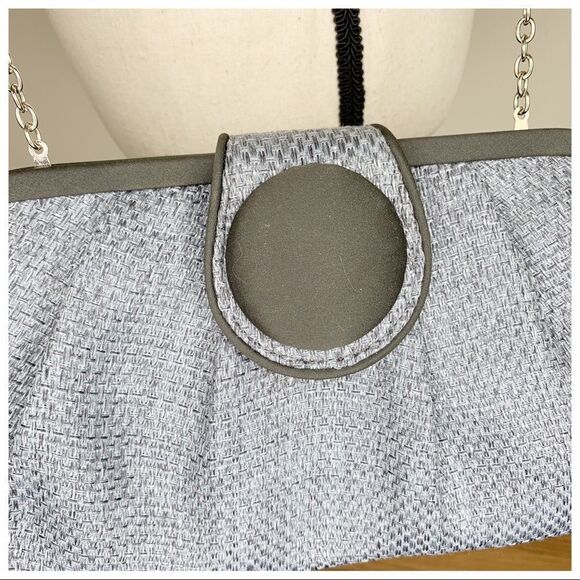 Taleen Framed Gray Metallic Clutch Dot Accent - Picture 5 of 10
